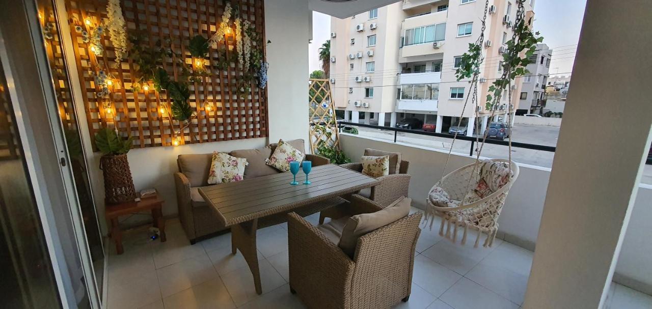 Stefaris "Koutsou Court 105" Apartman Lárnaka Kültér fotó