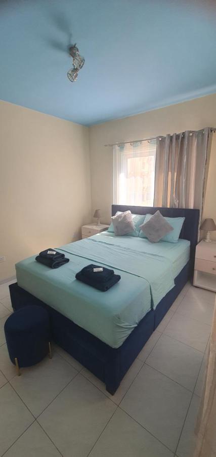 Stefaris "Koutsou Court 105" Apartman Lárnaka Kültér fotó