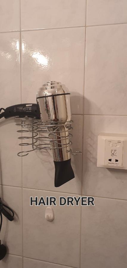 Stefaris "Koutsou Court 105" Apartman Lárnaka Kültér fotó